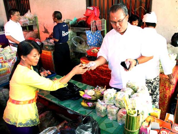 Berkah di Hari Raya Galungan