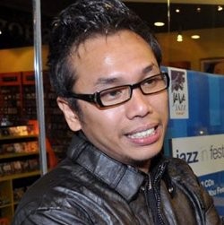 Sammy Simorangkir Tak Pernah Bosan Jualan Cinta