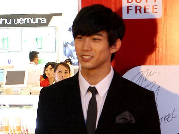 Taecyeon Kunjungi Jakarta