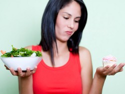 Baru Tanggal 2 Februari, Banyak Orang Sudah Langgar Resolusi Diet