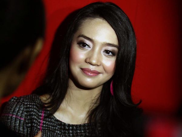 Si Jomblo Cantik Nuri Maulida