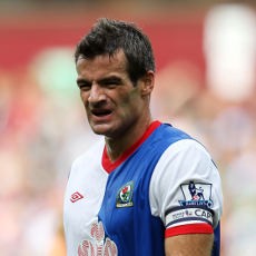 Tottenham Gaet Nelsen dari Blackburn