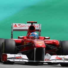 Markas Tertutup Salju, Ferrari Batalkan Peluncuran Mobil Baru