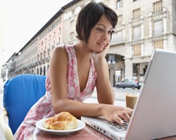 Survei: Facebook Buat Orang Sulit Lupakan Mantan Pacar 