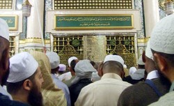 Berziarah ke Pusara Sang Rasul