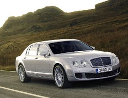 10 Mobil Mewah yang Pas untuk Bercinta