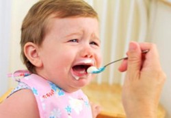 Banyak Anak Alami Kegemukan Karena Dipaksa Ngemil