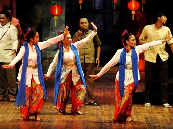 Gemericik Cap Go Meh di Panggung Teater