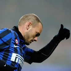 Cedera Tak Serius, Sneijder Diharapkan Tampil Lawan Roma