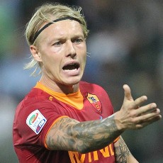 Kjaer Belum Pasti Dipermanenkan Roma