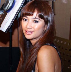 Ratu Felisha Sepakat Besarkan Anak Bareng Mantan Suami