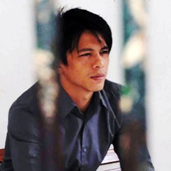 Ariel Siap Beredar via SMS di Ponsel Anda