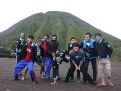 bromo asik