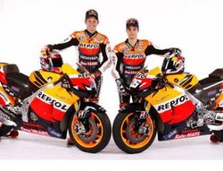 Stoner Keluhkan Tambahan 4 Kg di Motor