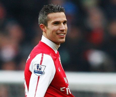 Barca Bantah Dekati Van Persie