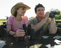 5 Kiat Memimpin Teman-teman Saat Traveling