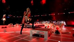 M.I.A Terancam Denda Pasca Insiden Jari Tengah di Super Bowl