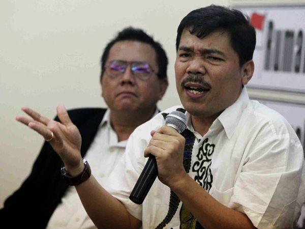 Korupsi Politisi Coreng Pemerintahan Sipil