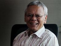 Eri Riyana Takut Kolesterol