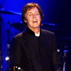 Paul McCartney Tak Percaya Pernah Jadi Bagian dari Beatles