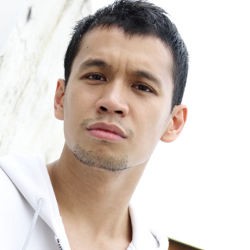 Demi Teman, Samuel Rizal Rela Jadi Bintang Klip Fans