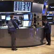 Wall Street Istirahat Setelah Melonjak Tajam