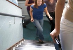 Cara Agar Lebih Banyak Orang yang Menggunakan Tangga