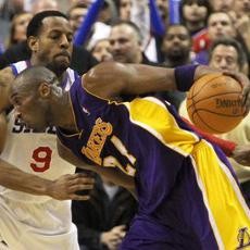 Kekalahan Lakers Nodai Rekor Baru Kobe