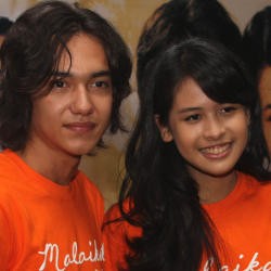 Maudy Ayunda Cinlok dengan Adipati Dolken?