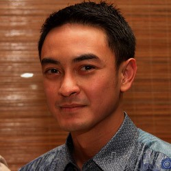 Foto Bugil Dibeberkan, Zumi Zola Fokus Kerja