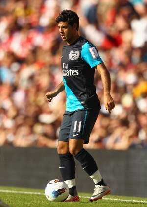 Vela Enggan Pulang ke Arsenal