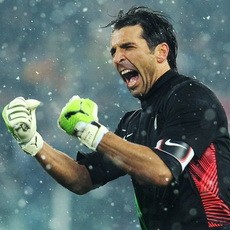 Buffon Kiper Terbaik Abad 21 versi IFFHS