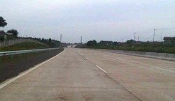  Tol Cijago Bikin Macet, Sopir Angkot Keluhkan Pendapatan Berkurang