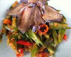 2 Sajian Sambal Pedas Menggigit