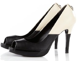 3 Pilihan Sepatu Peep Toe Untuk ke Kantor