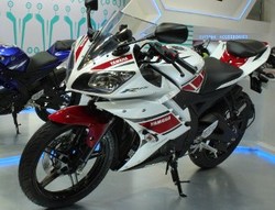 Yamaha R15 Special Edition Mulai Dijual