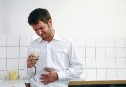 Suami Alami Morning Sickness Jika Punya Gejala Ini