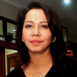 Suami Ingin Damai, Iis Sugianto Tetap Minta Cerai