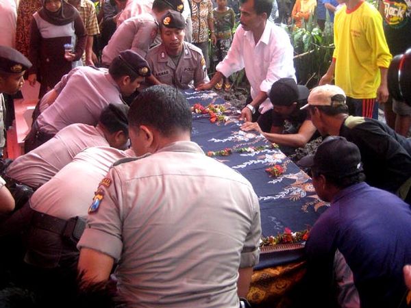 Briptu Dody Dimakamkan