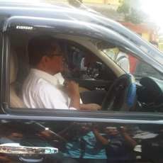 Tinjau Sapi di Jambi, Dahlan Iskan Setir Mobil Sejauh 40 Km