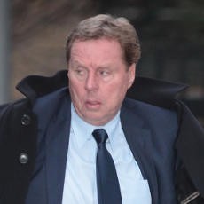 Relakah Spurs Melepas Redknapp?