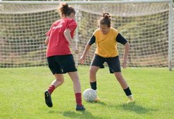 Pesepakbola Perempuan Berisiko Alami Gangguan Haid