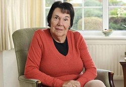 Nenek Sembuh dari Pikun Setelah Cairan Otaknya Dikeluarkan