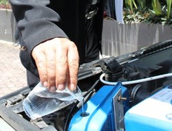 Mobil Berbahan Bakar Air 100% Bukan Hal Mustahil