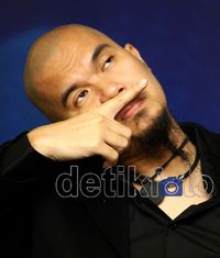 Ahmad Dhani Teler
