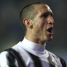 Ambrosini: Jangan Mendongeng di Ruang Pers, Chiellini!