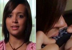 Gadis Kecanduan Plastik Hobinya Makan Tombol Remote Control