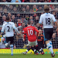 Bekuk Liverpool, MU Geser City dari Puncak Klasemen