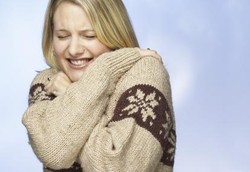 Menggigil Tanda Tubuh Sedang Menghangatkan Diri