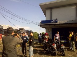 Lokasi Kecelakaan Bus Maut Dipadati Warga, Lalin ke Puncak Tersendat